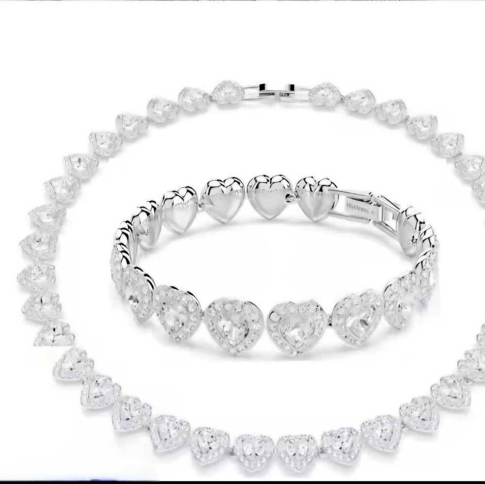 Gorgeous SWAROVSKI ARIANA Grande x 💕 BRACELET AND NECKLACE ONLY Plus Free Gift - Picture 2 of 6